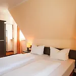 فندق Berggasthof Banzer Wald 3*